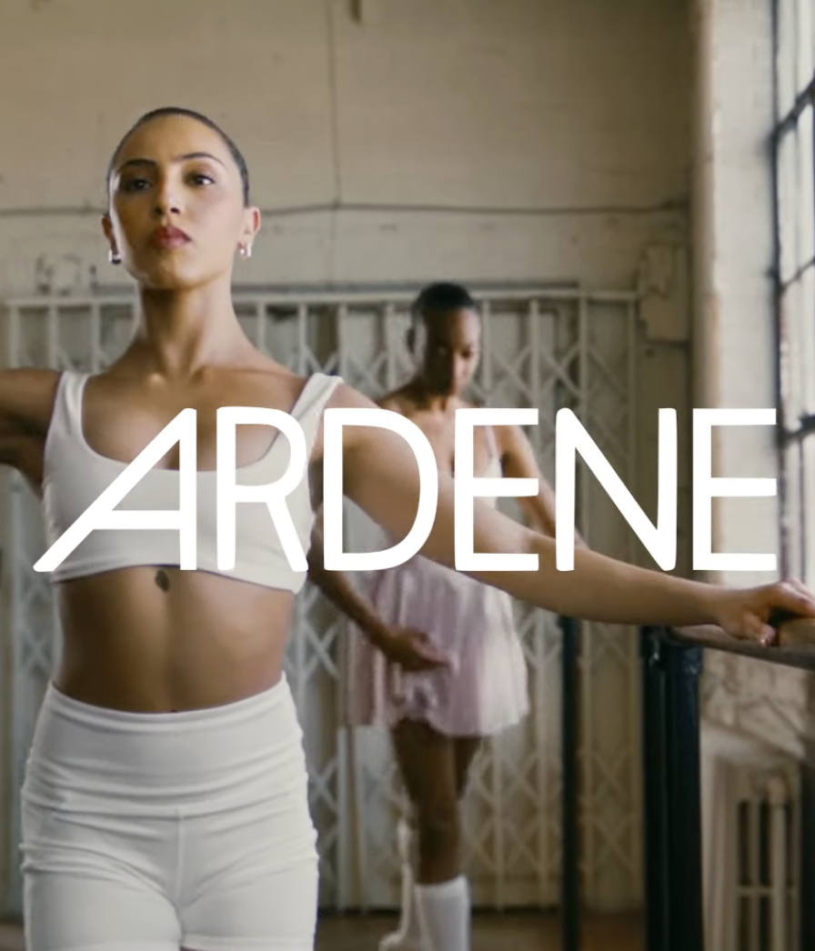 ARDENE MOVE 24 Nicia John
